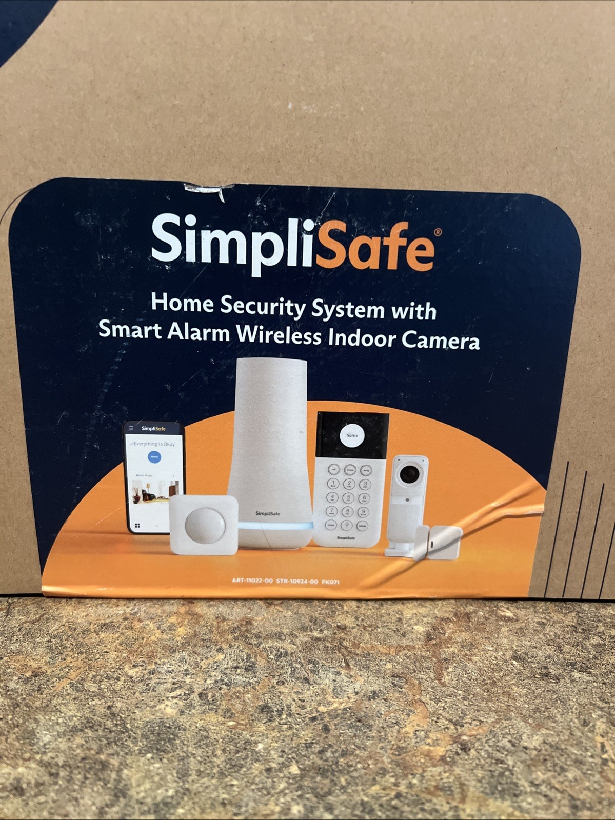SimpliSafe 8-Piece Home Security System with Indoor & Outdoor Cameras PK032 NEW