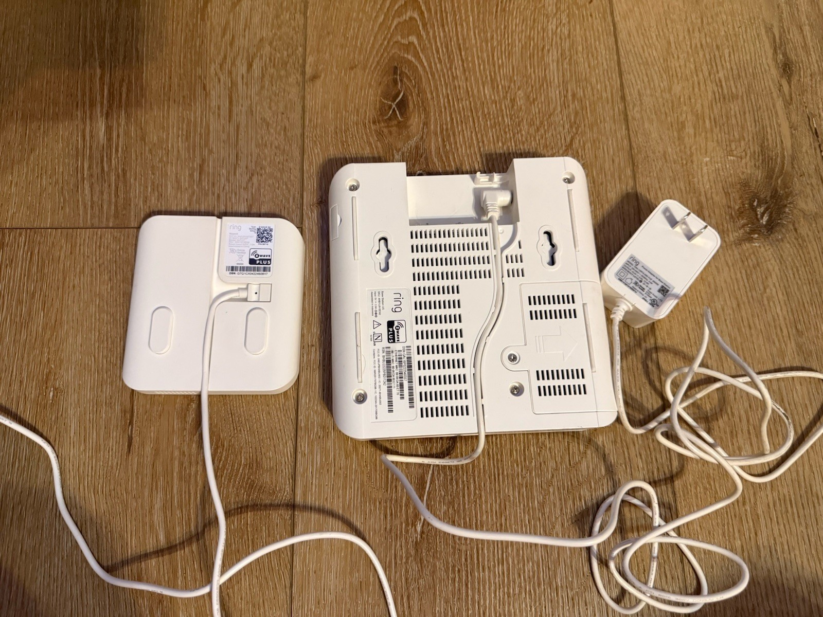 Ring ZWave Alarm Base Station US #4HB1U9-0EN0 w/ Keypad #5AT2S7 [2nd Generation]
