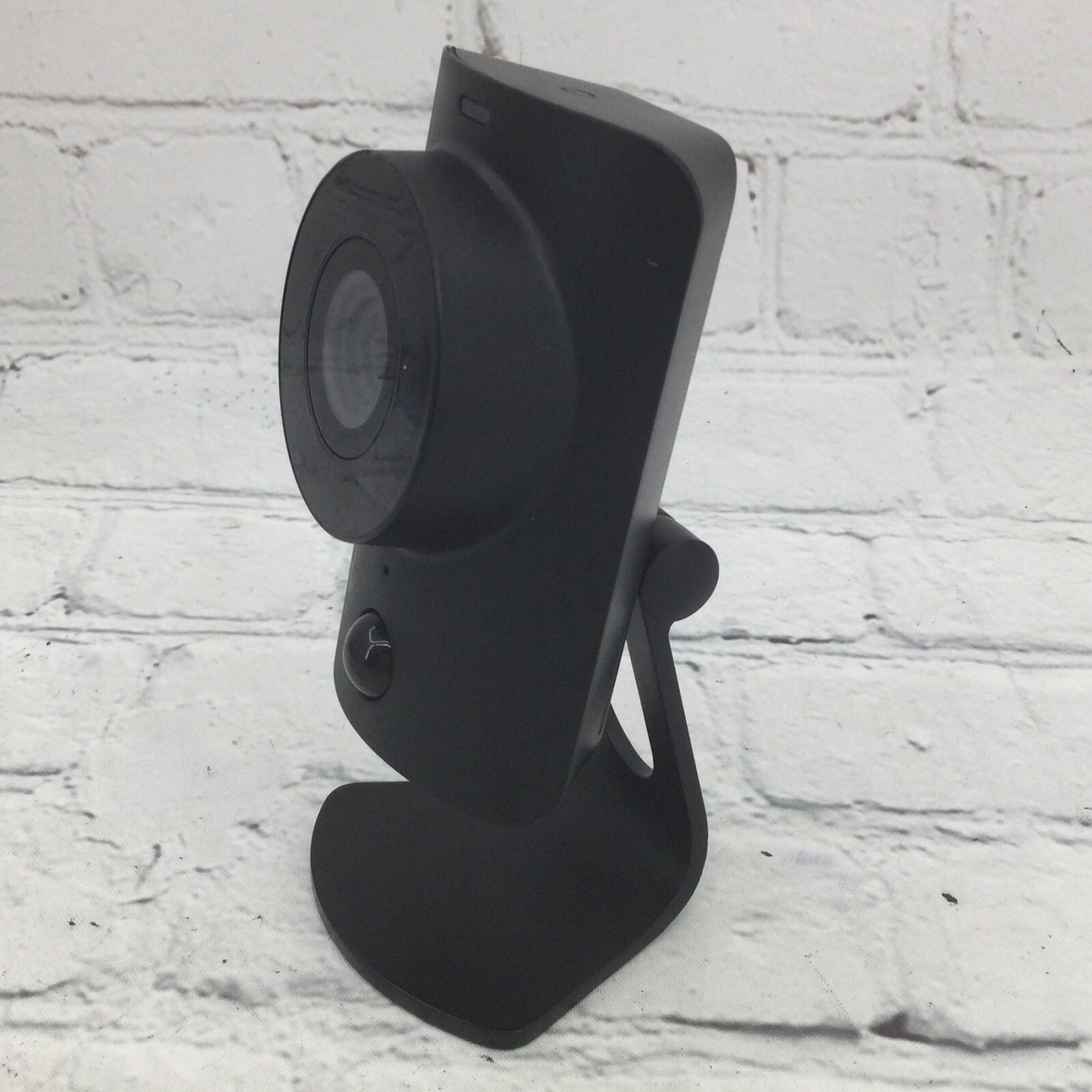 SimpliSafe SSCM2 SimpliCam Indoor HD Wi-Fi Security Camera – Black