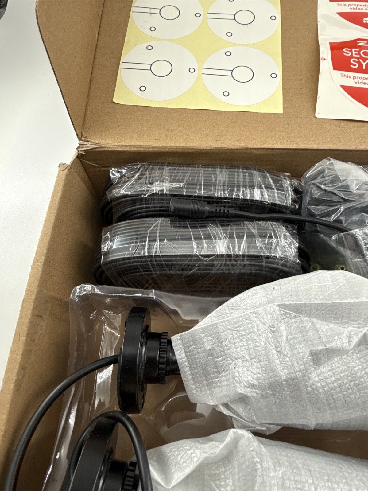 ZOSI 4AK-2112B-BS-US Digital Security Camera System 4-Pack