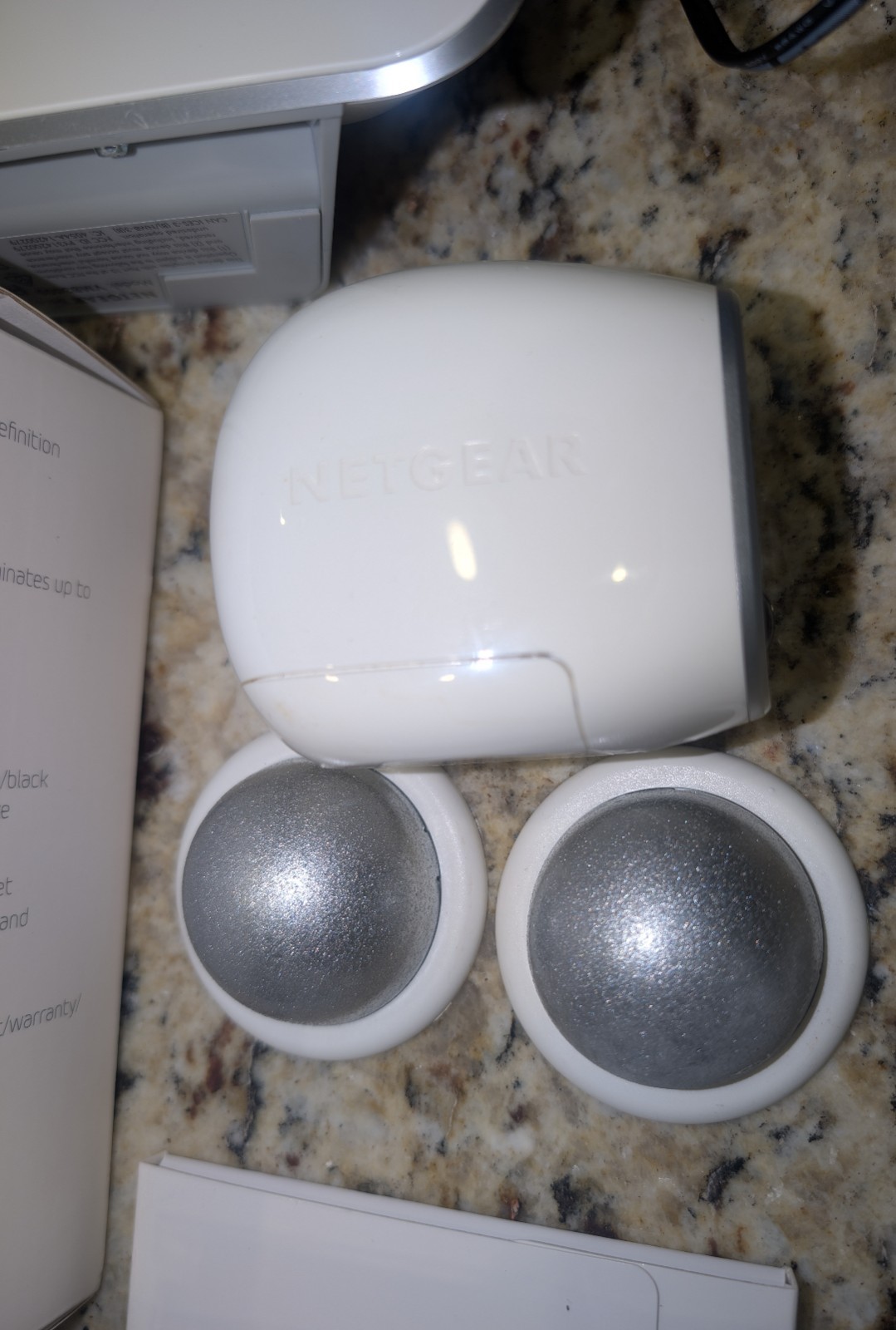 NETGEAR Arlo VMB3000 3 Cameras, Base Station, 12 Tenergy Batteries, Charger OEM