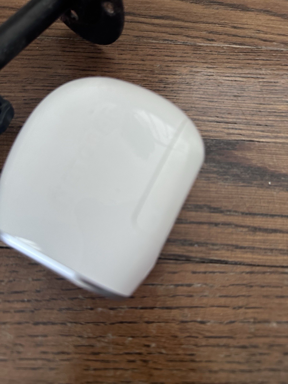 Arlo Netgear Hub Cloud VMC3030 3 Cameras With Brackets