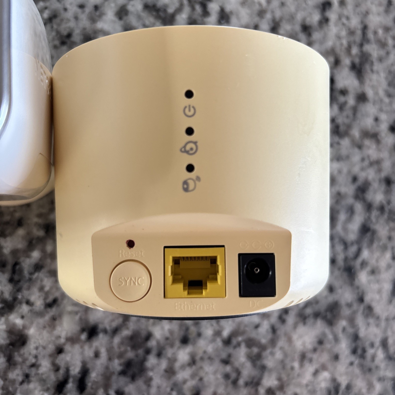 Netgear Arlo Security System 2HD cameras w/Base Station