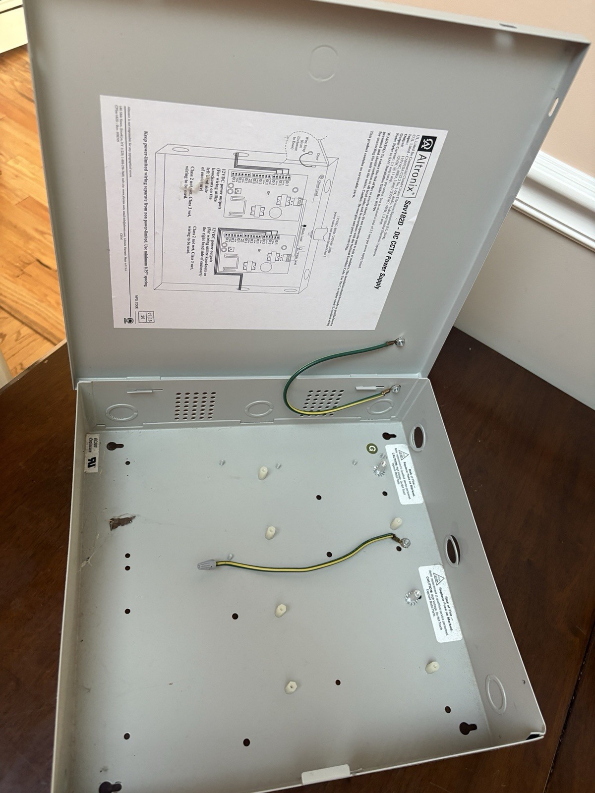Altronix Sav182D -DC CCTV Power Supply Box Only