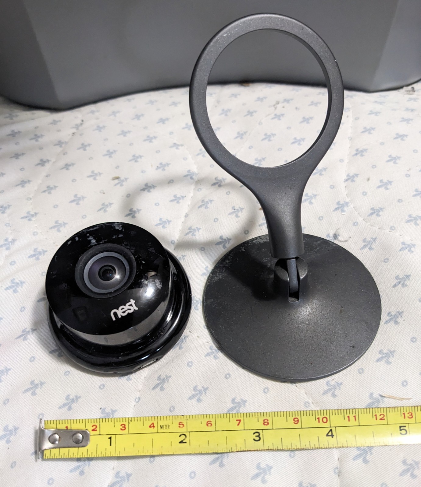 GOOGLE NEST 1ST GENERATION INDOOR SECURITY CAMERA A00005 W MAGNETIC BASE USED