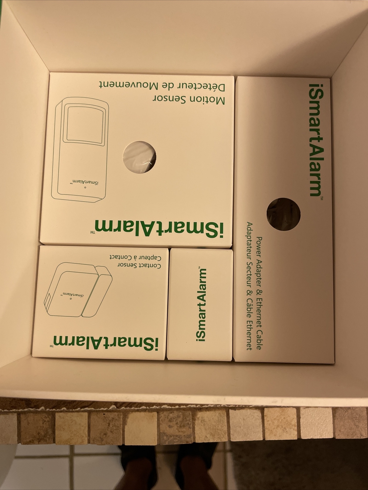 NEW iSmartAlarm iSA3 Preferred Package Home Security System, White