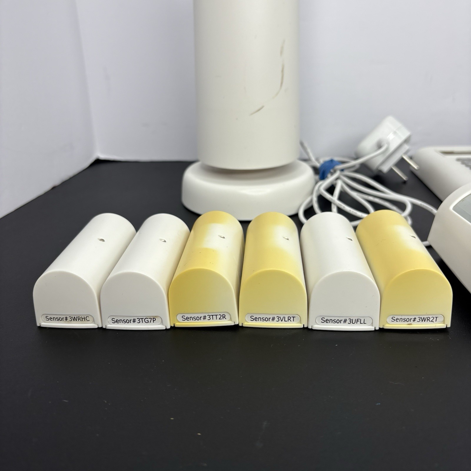SimpliSafe Wireless 1st Generation Home Security Alarm System Bundle