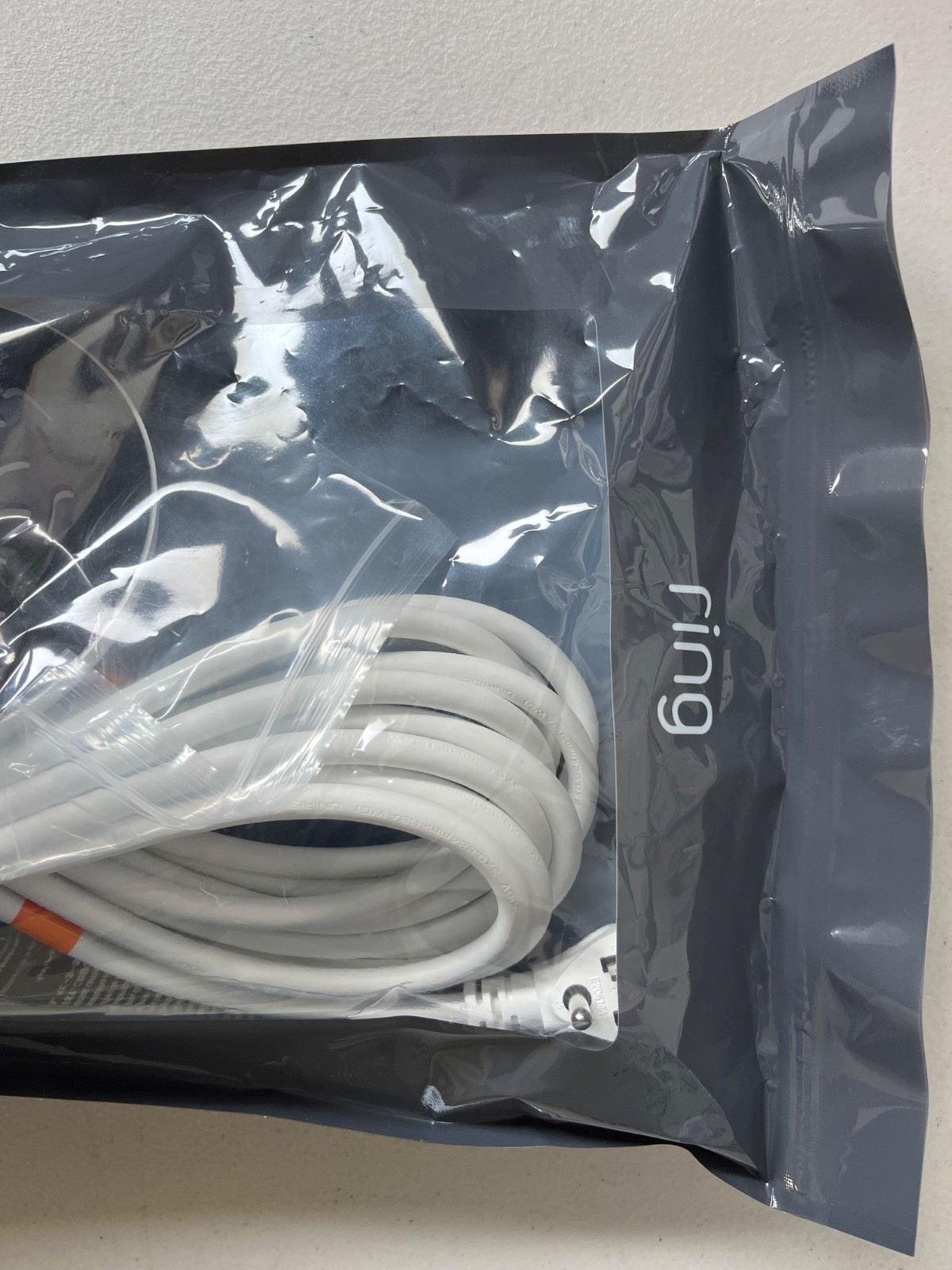 New Ring Plug-In Mount for Floodlight Cams – White