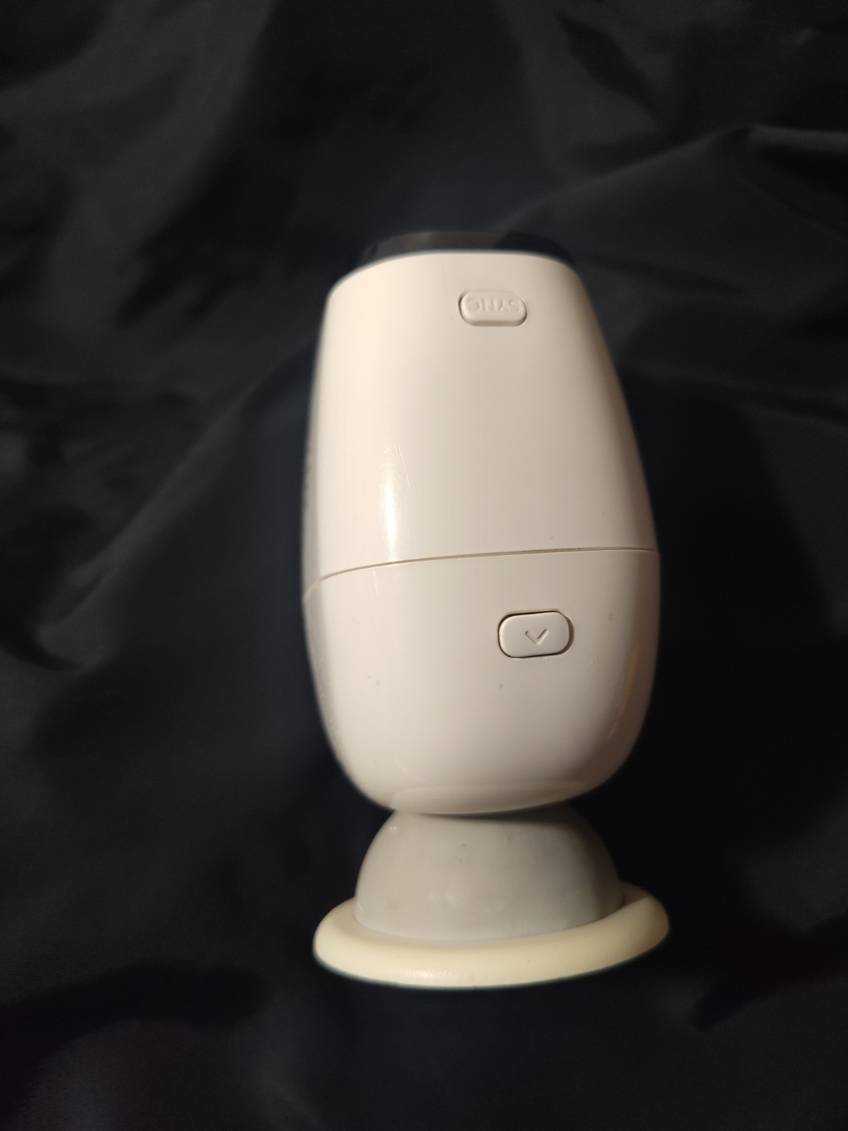 Arlo Pro VMB4000 Security Base Station W/Power Cord& 2 Camera’s VMC4030P VMC4030
