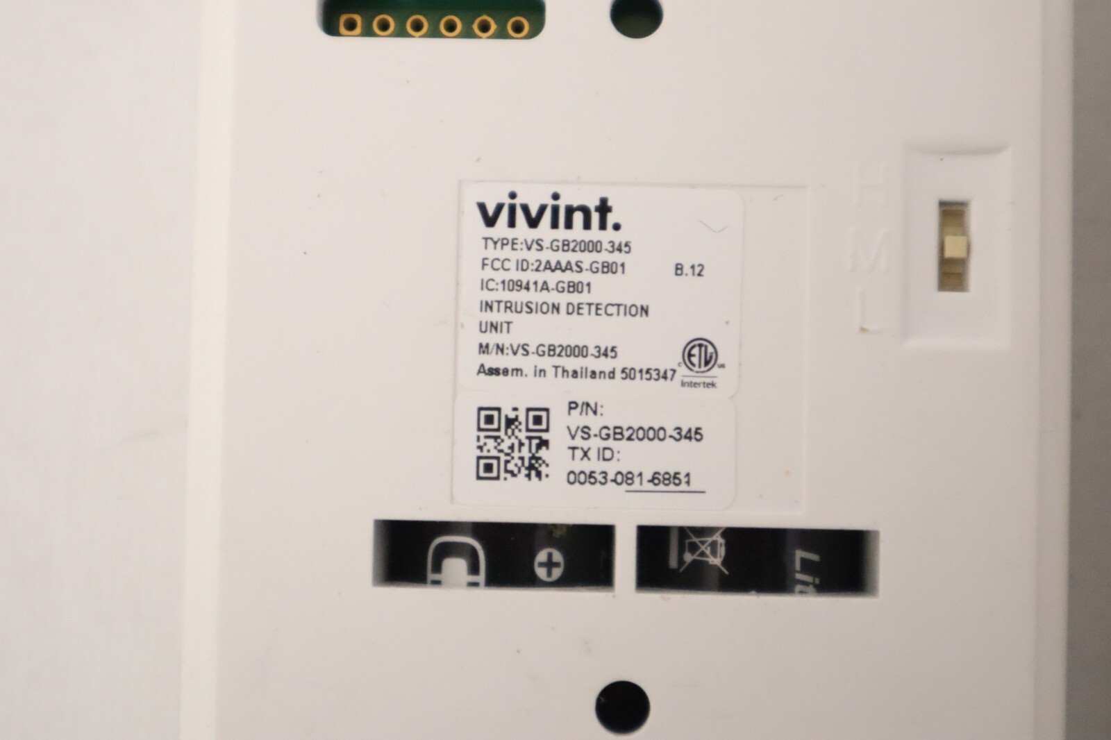 Vivint Smart Home Sky Control Panel Smart Hub VS-SH2000-C00 W/ 5x VS-GB2000