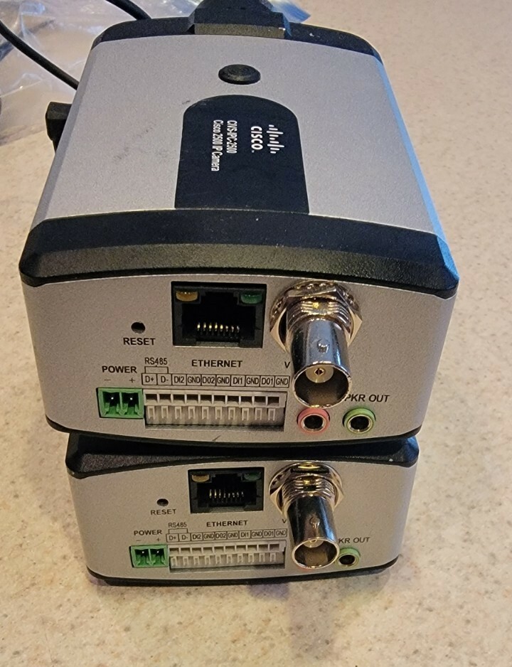Lot of 2 – Cisco CIVS-IPC-2500 Video Surveillance 2500 Series IP Camera