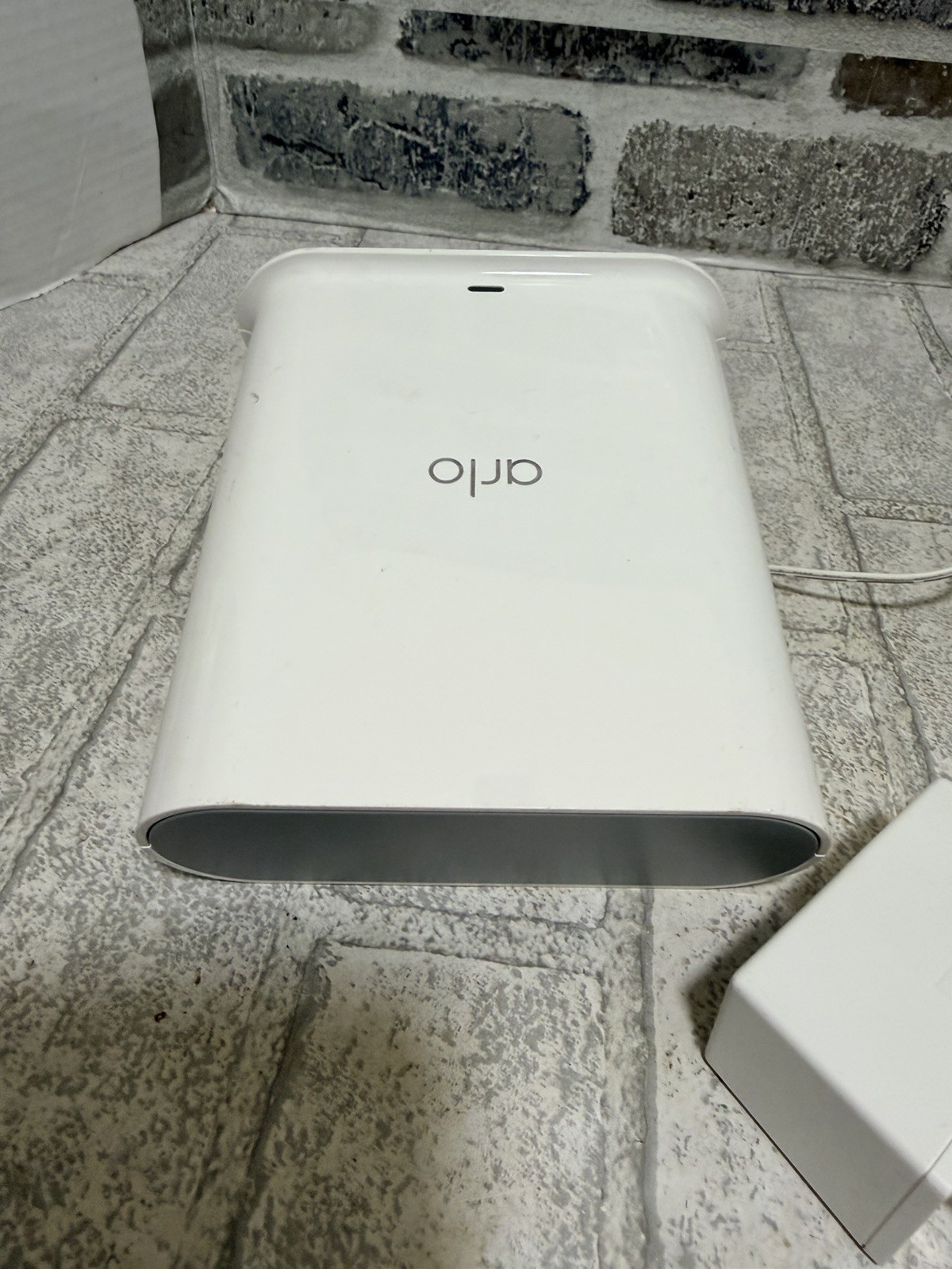 Netgear Arlo VMB4540 Smart Hub Base Station w/ Power Cord