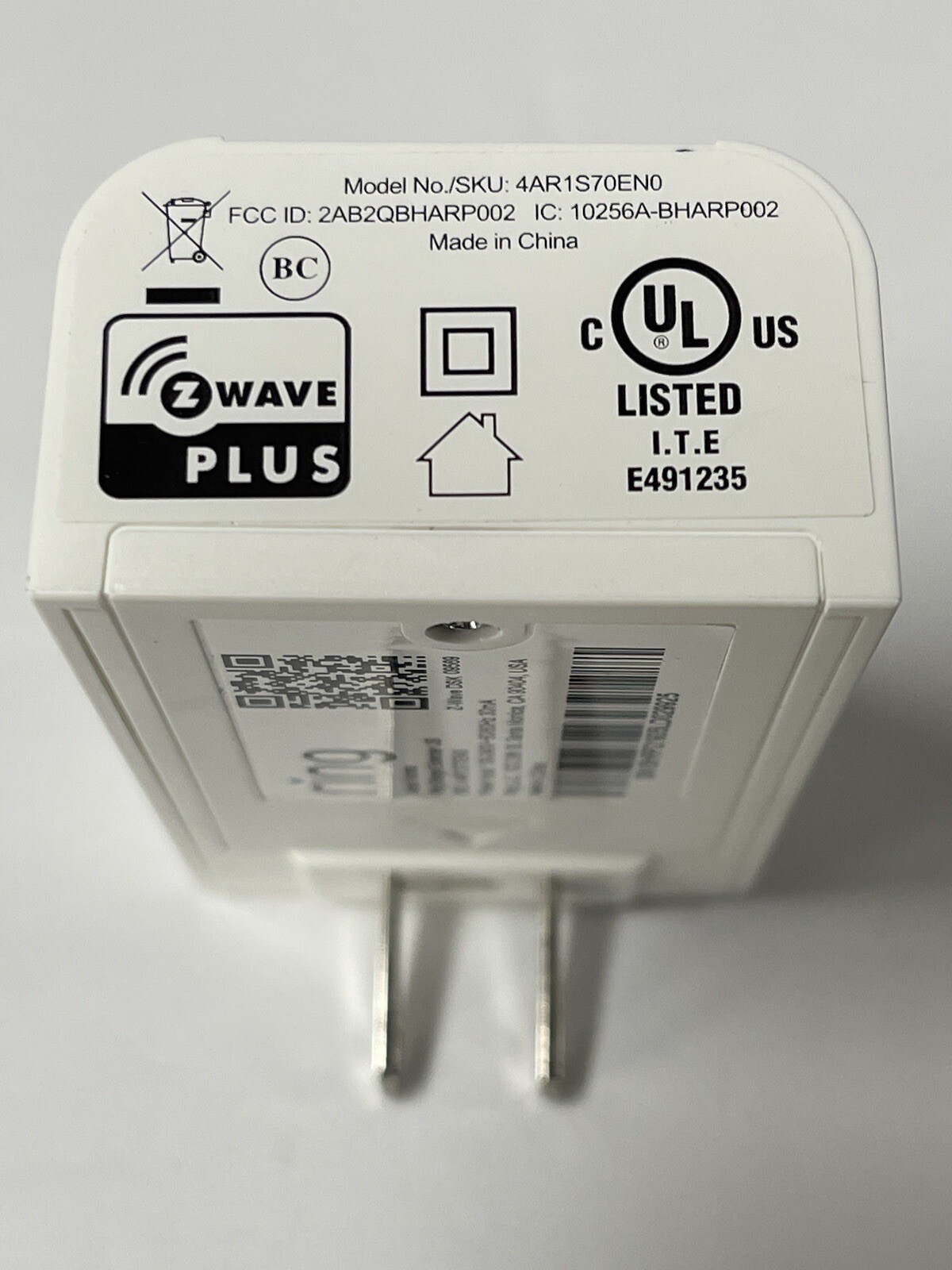 RING RANGE EXTENDER MODEL: 4AR1S70EN0 WHITE PRE-OWNED Works