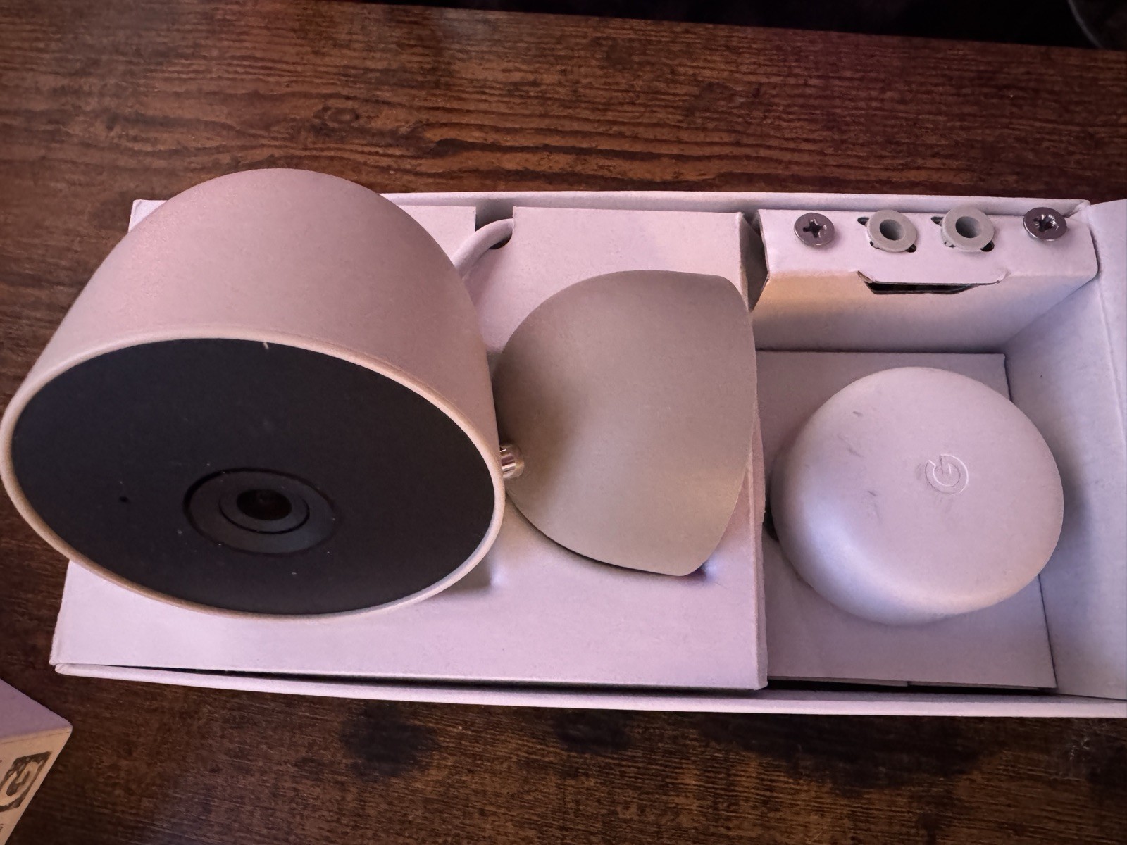 Google Nest Cam Indoor Wired Camera, 2nd Gen – Linen
