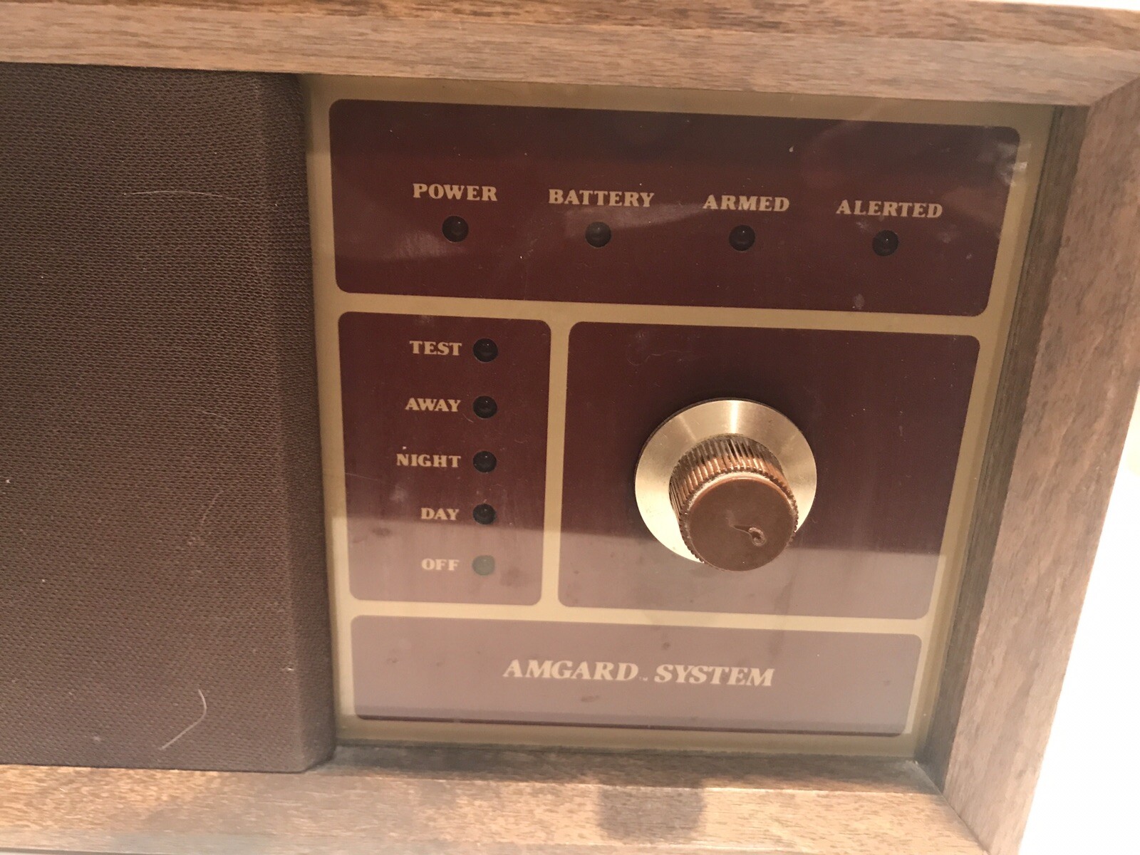 Vintage Amgard Perimeter Alarm Control Unit Model E 8496 Amway Security System