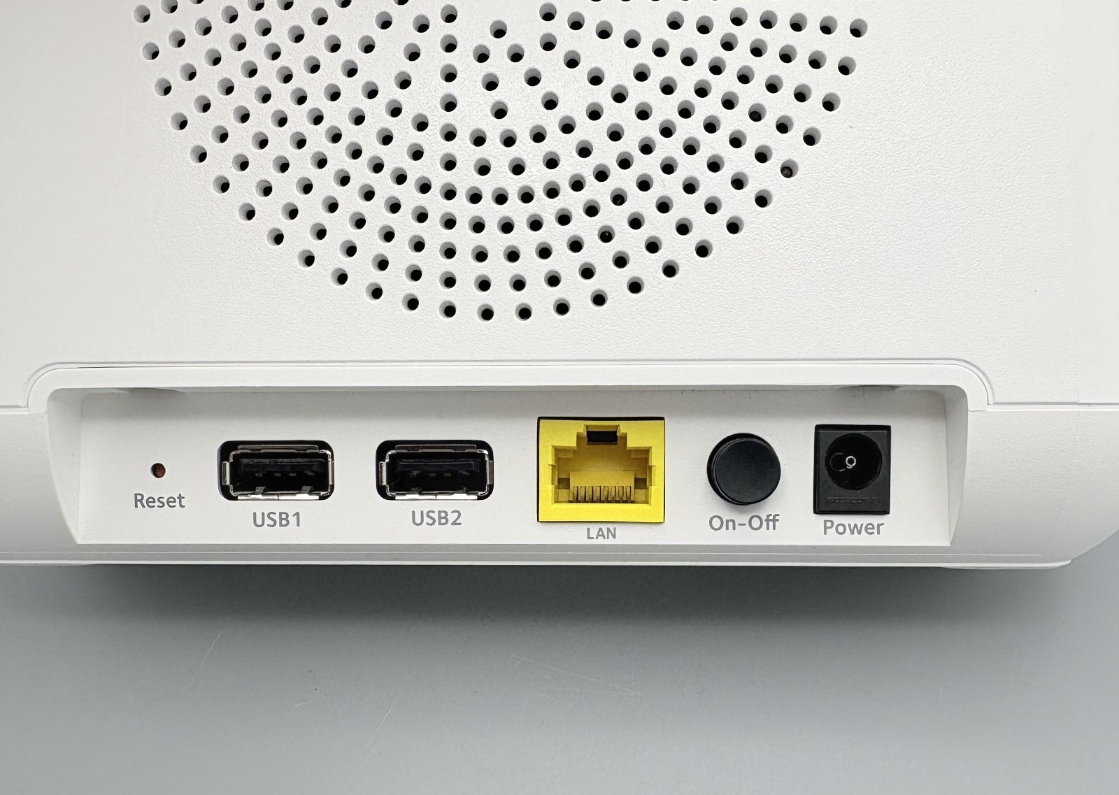 NetGear Arlo Security Base Station VMB4000 Only No Power Supply Untested