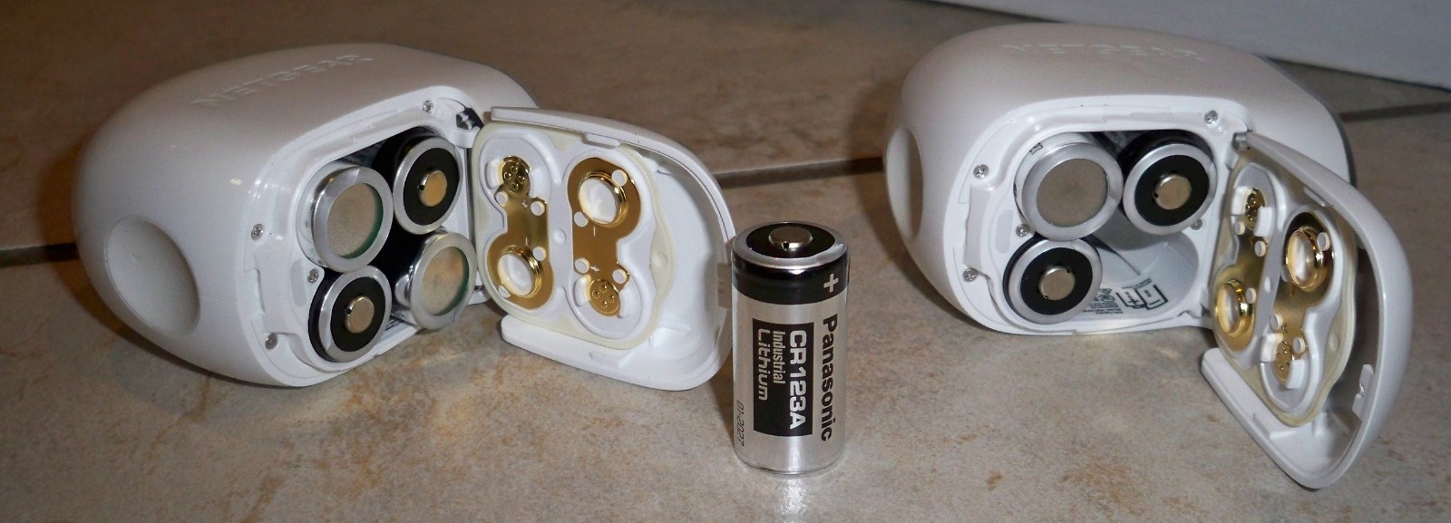 (2) Arlo NETGEAR VMC3030 Add-on HD Security Camera w/ Batteries UNTESTED