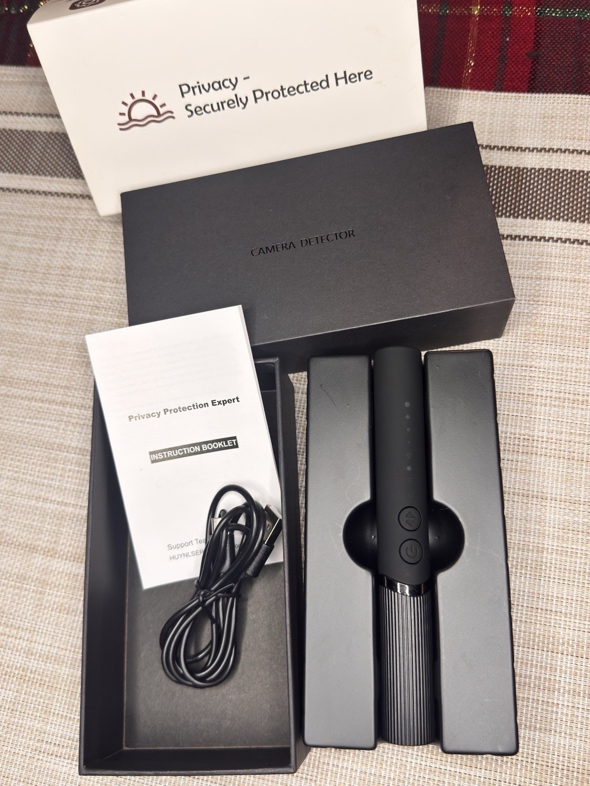 Anti-Spy RF Signal Detector for Hidden Cameras & Bug Sweeper