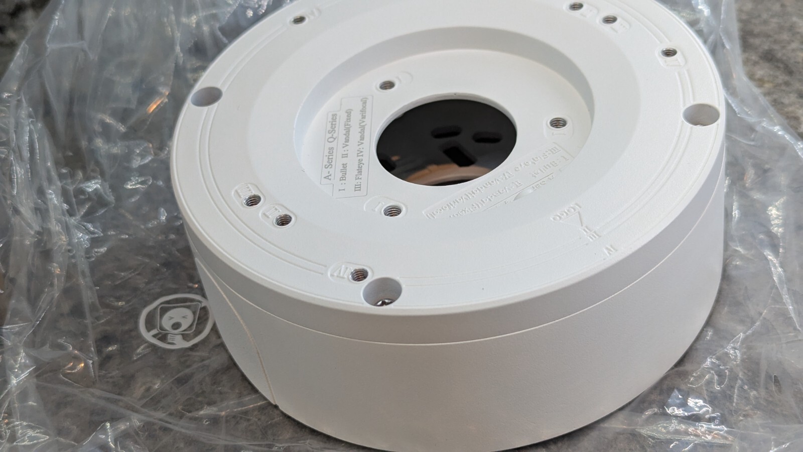 Hanwha Techwin SBV-A14B Wisenet A series cameras for GangboxesSecurity Accessory