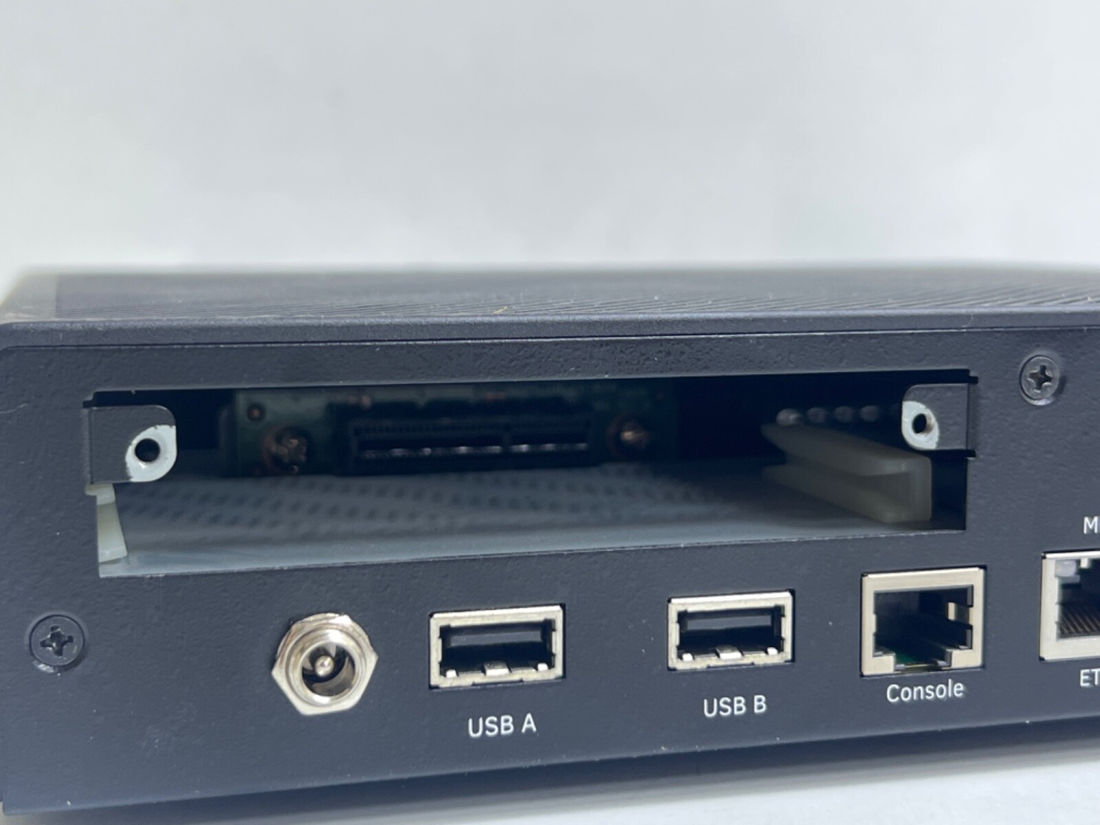 Forcepoint N115 Internet Security Device Stonesoft 100 Series
