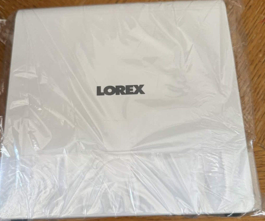 Lorex 1080p Recorder for Wire-Free Cameras, 6 Channel with 32GB Hard Drive(USED)