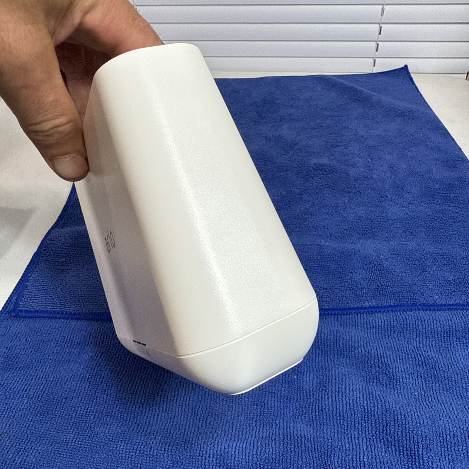NetGear Arlo Pro VMB4000 Wireless Security Base Station – SOLD AS IS / UNTESTED