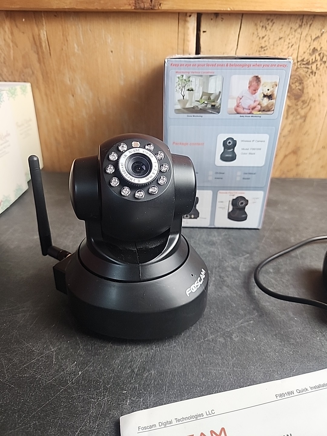Foscam fi8918w ip wireless wired camera