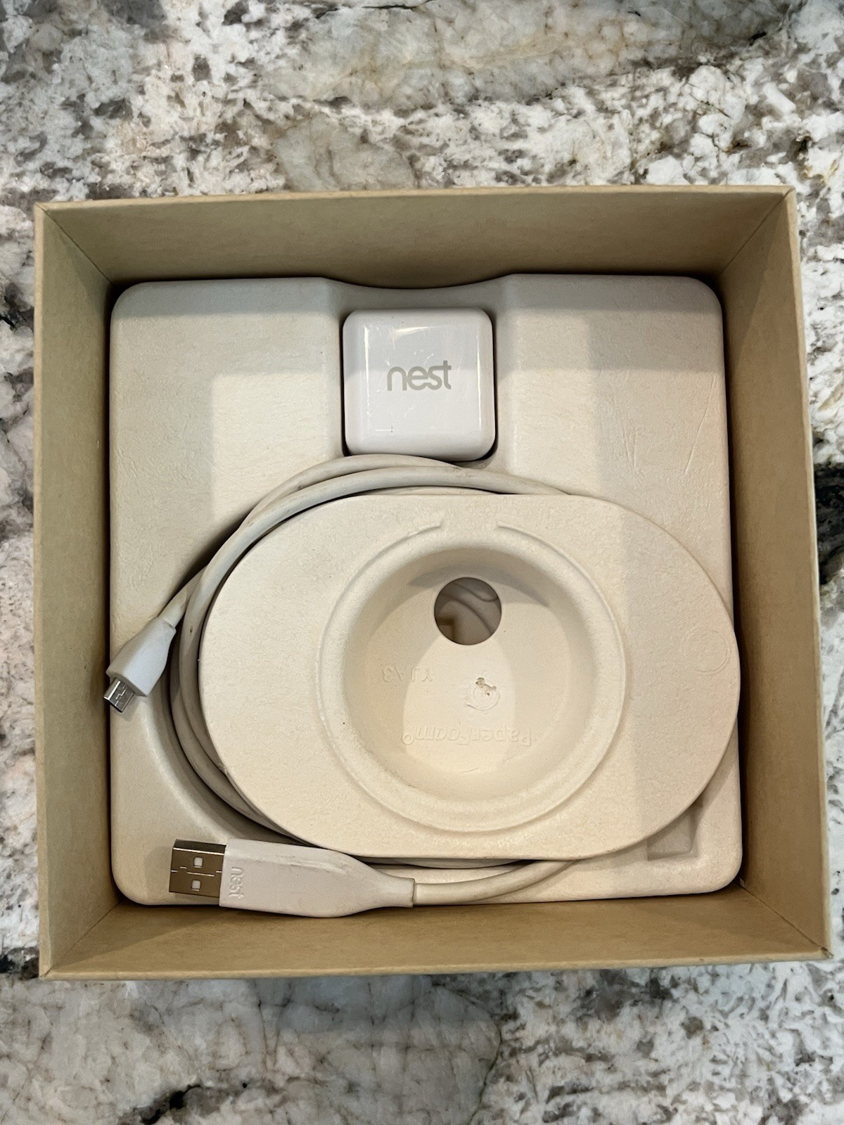 NEST Cam Indoor Smart Security Camera Model NC1102ES