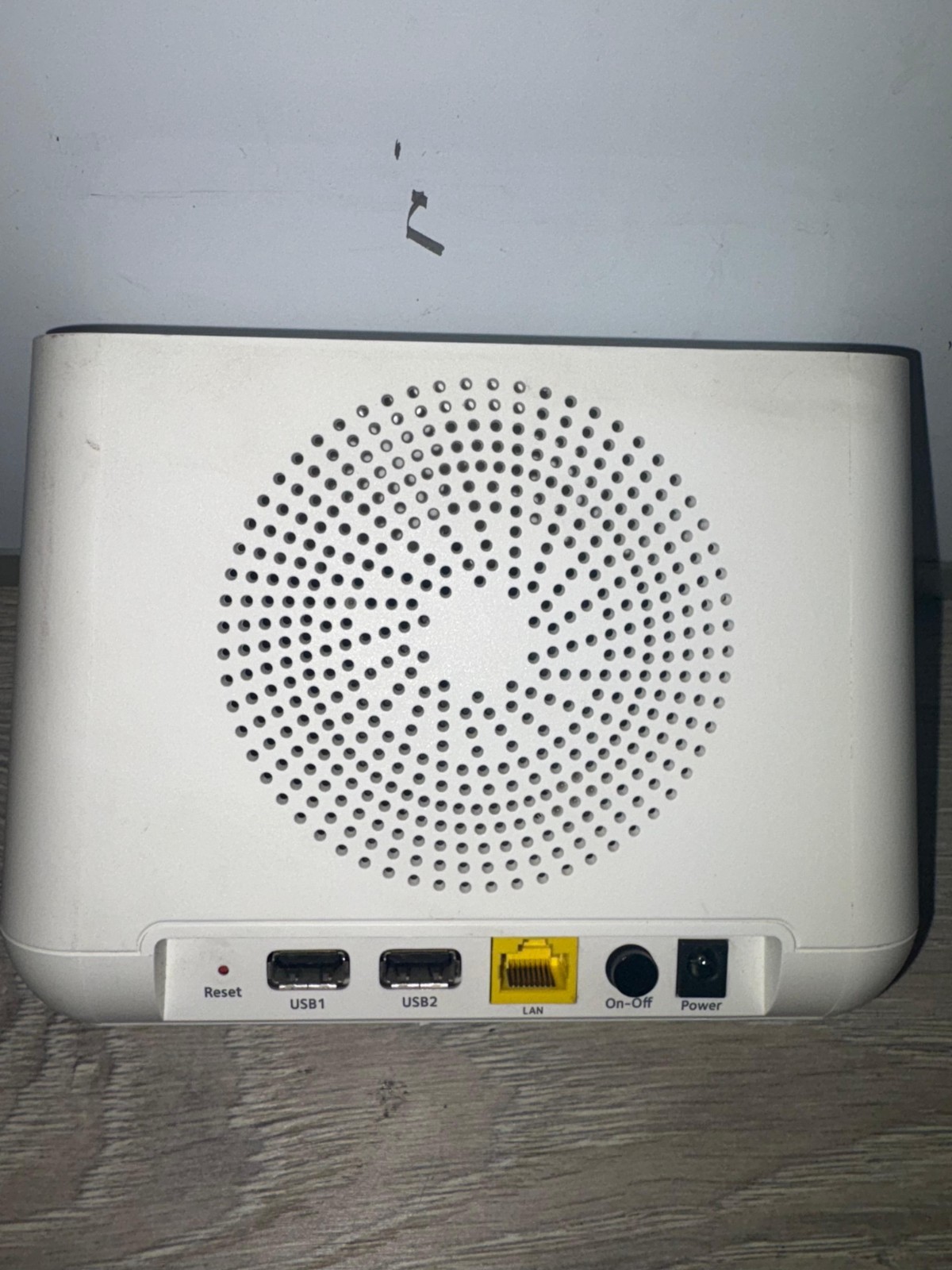 Netgear Arlo pro VMB4000 Security Base Station Tested No Power Cable Included