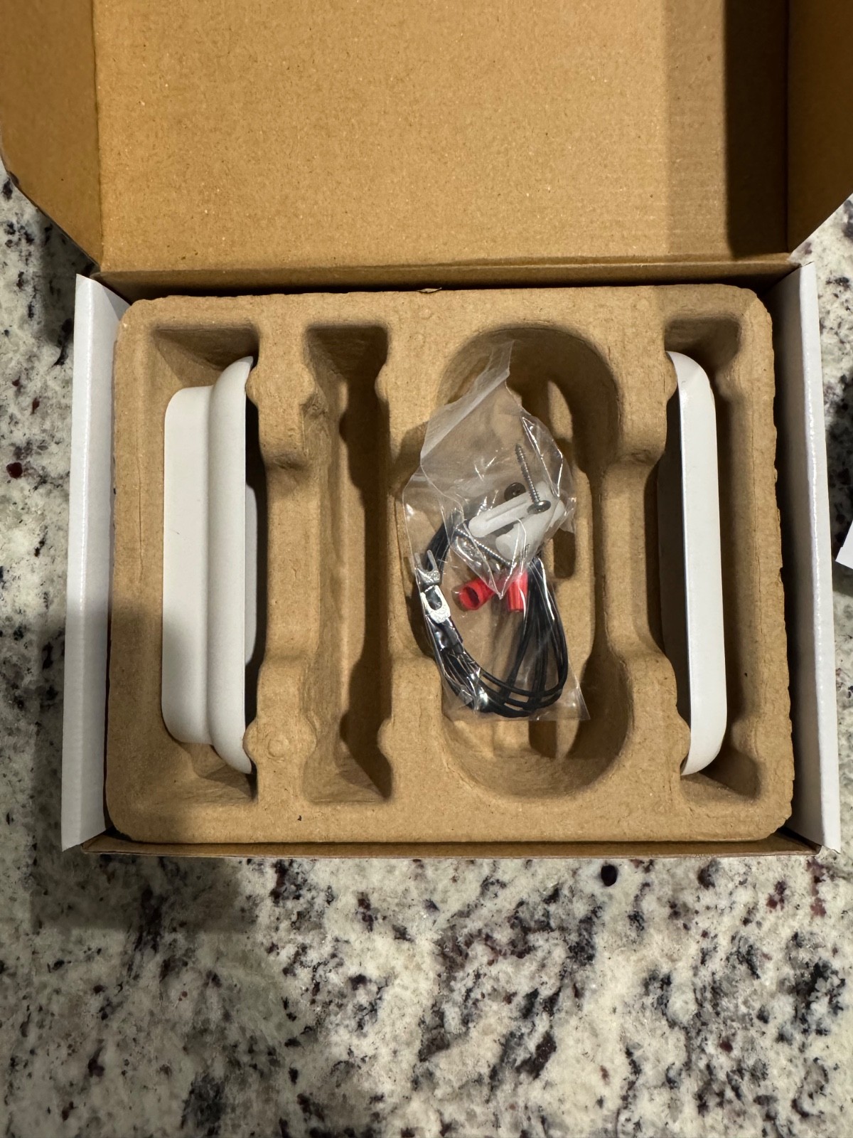 Honeywell/First Alert VX1 HD Video Doorbell