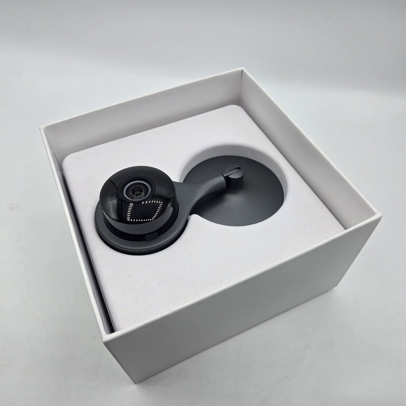 New Open Box Google Nest A0005 NC1102ES Cam Indoor Security Camera 1st Gen – NIB