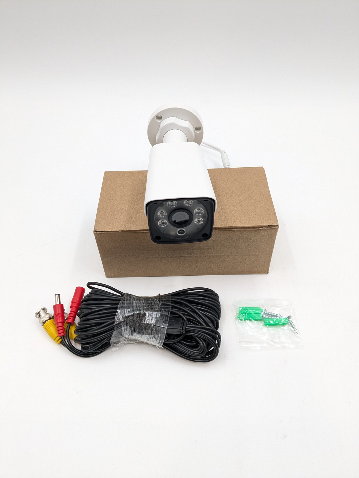 Video Surveillance Outdoor Security 4-Camera System 4K Ultra HD IP66