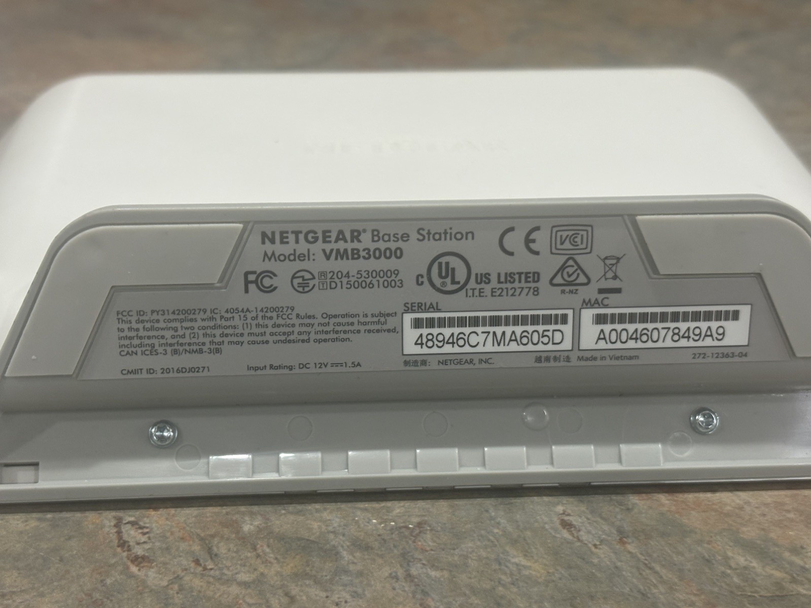 Netgear Security Base Station Wireless WiFi Router VMB3000 Power Adapter and LAN