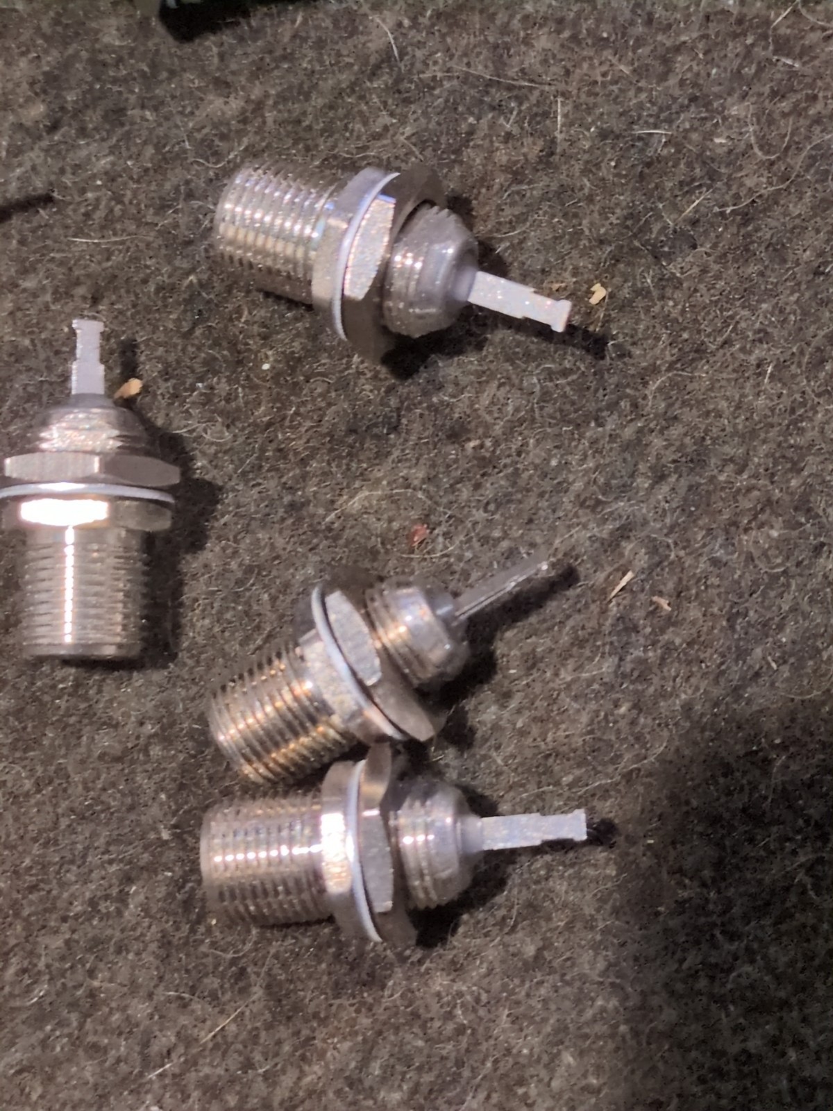Lot of 6 F-61 CHASSIS PANEL MOUNT CONNECTOR – USA Seller VINTAGE TV