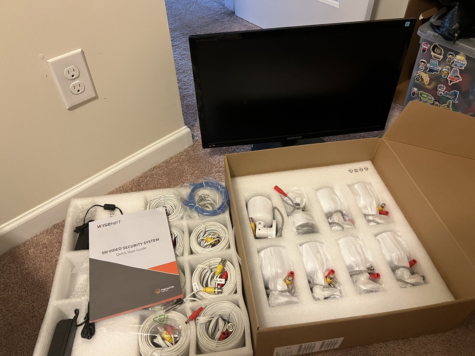 Wisenet HD 8 Camera Security System