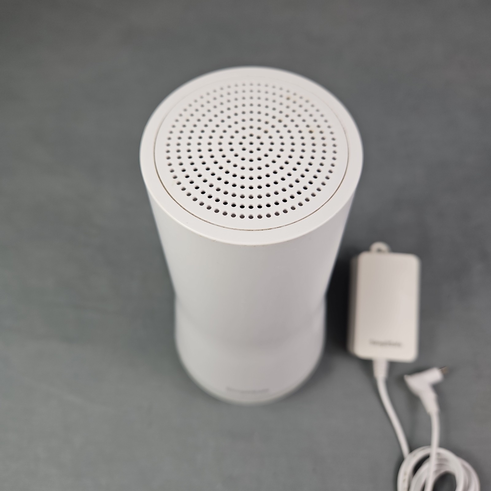 SimpliSafe SSBS3 Home Security Base Station Only With Power Cord