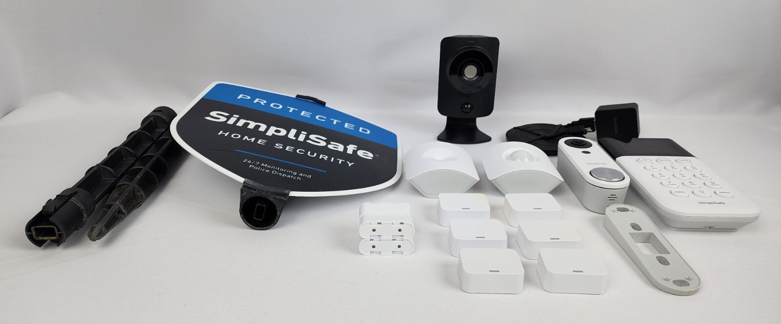 SimpliSafe Security Base Station Keypad Entry Motion Glass Break Sensors V Door
