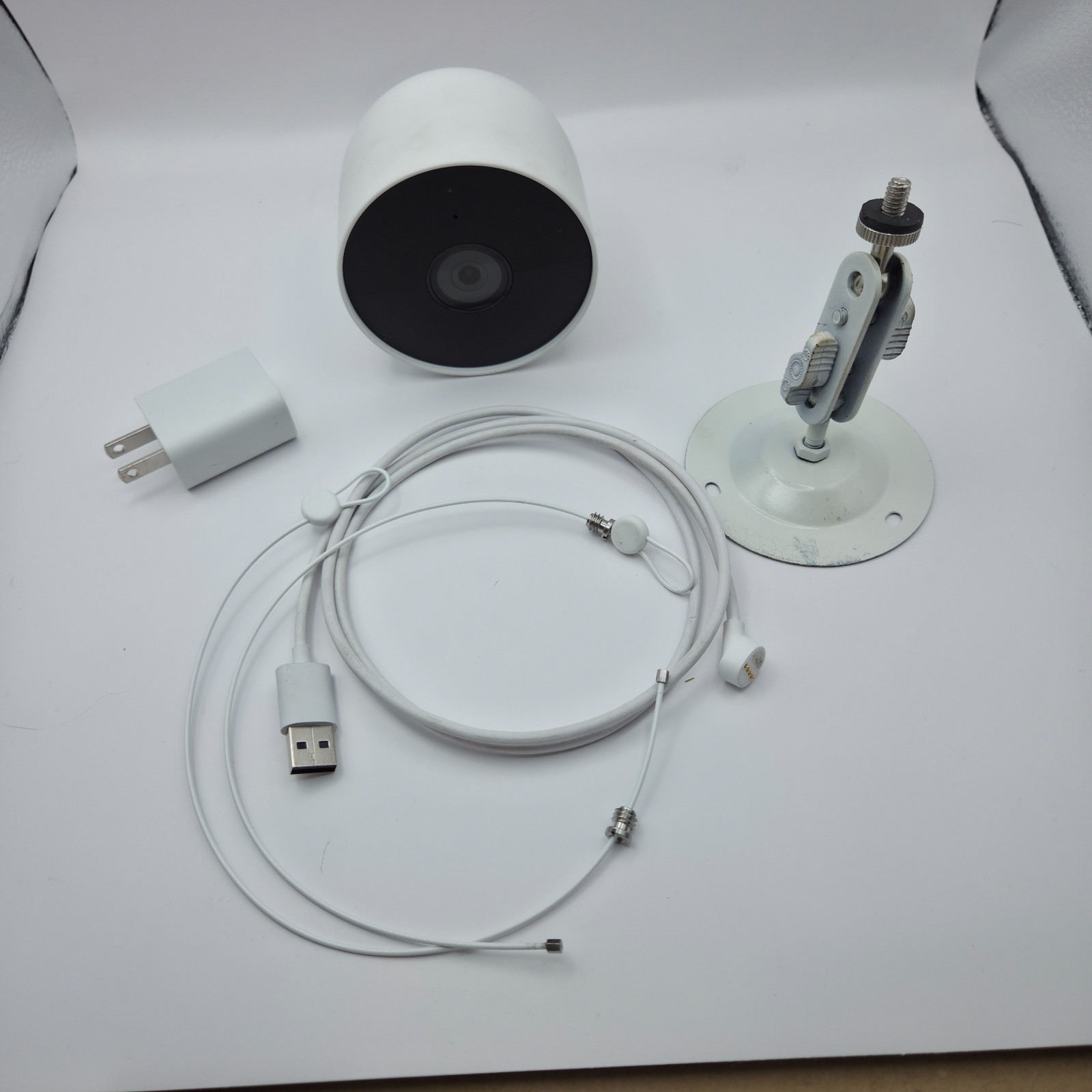 Google Nest Cam Wi-Fi Security Camera – TESTED WORKING – 1 Camera Only