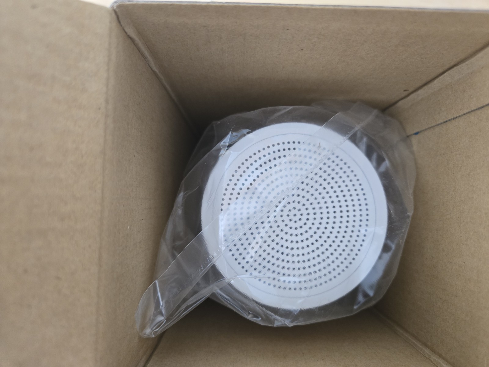 SimpliSafe Home Security System Base Station and Keypad Brand New BS3W & KP3W