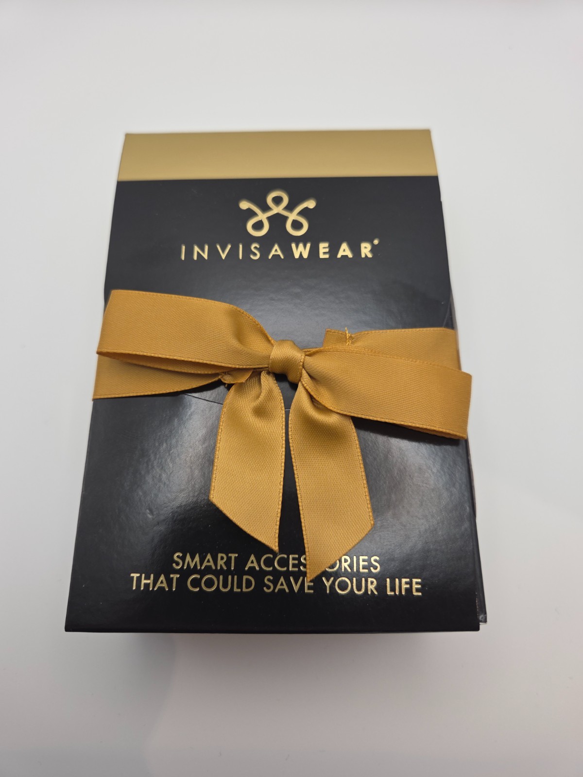 invisaWear Smart Jewelry – Personal Safety Device – Silver Unisex Keychain NIB