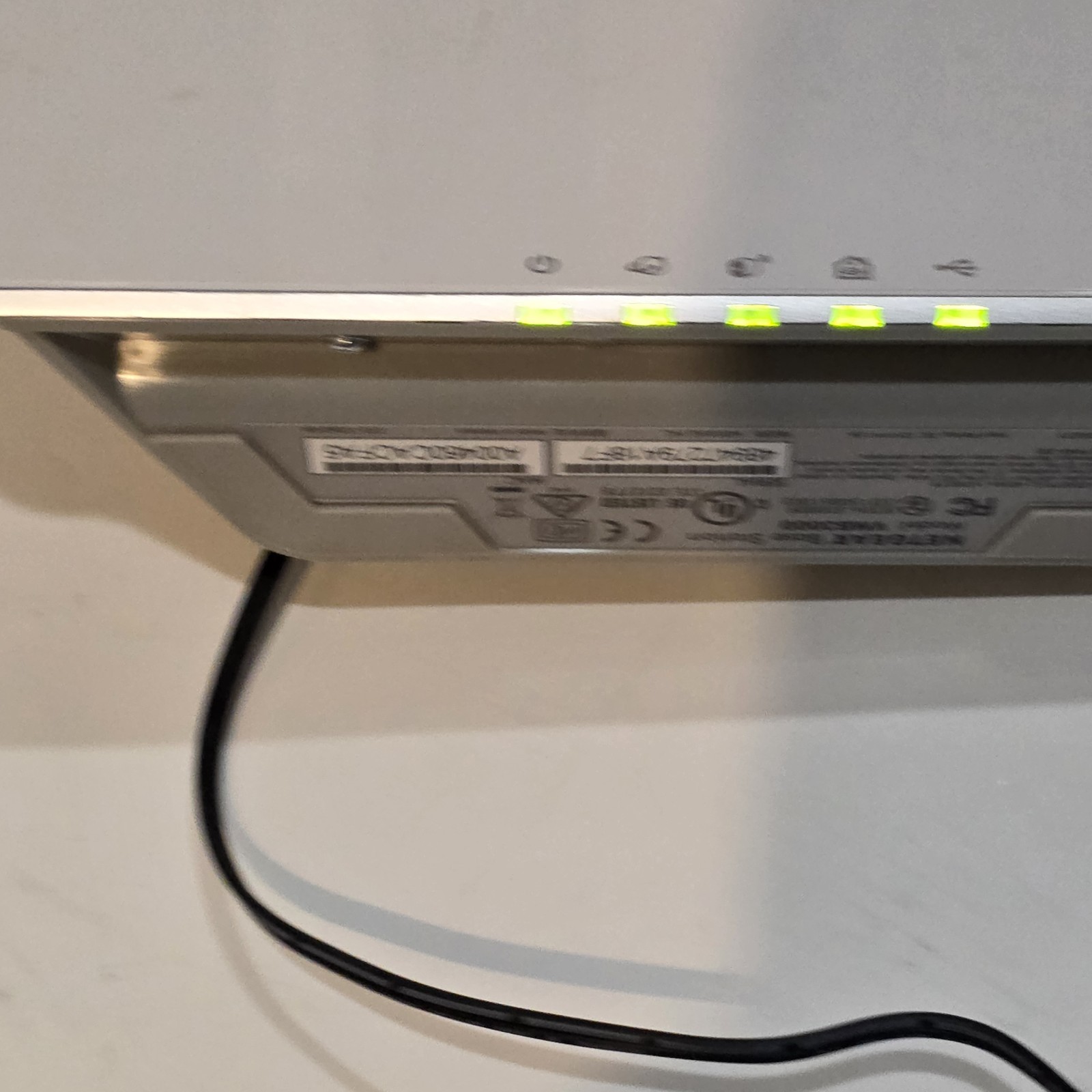 NETGEAR VMB3000 Arlo Camera Base station & (1) Camera