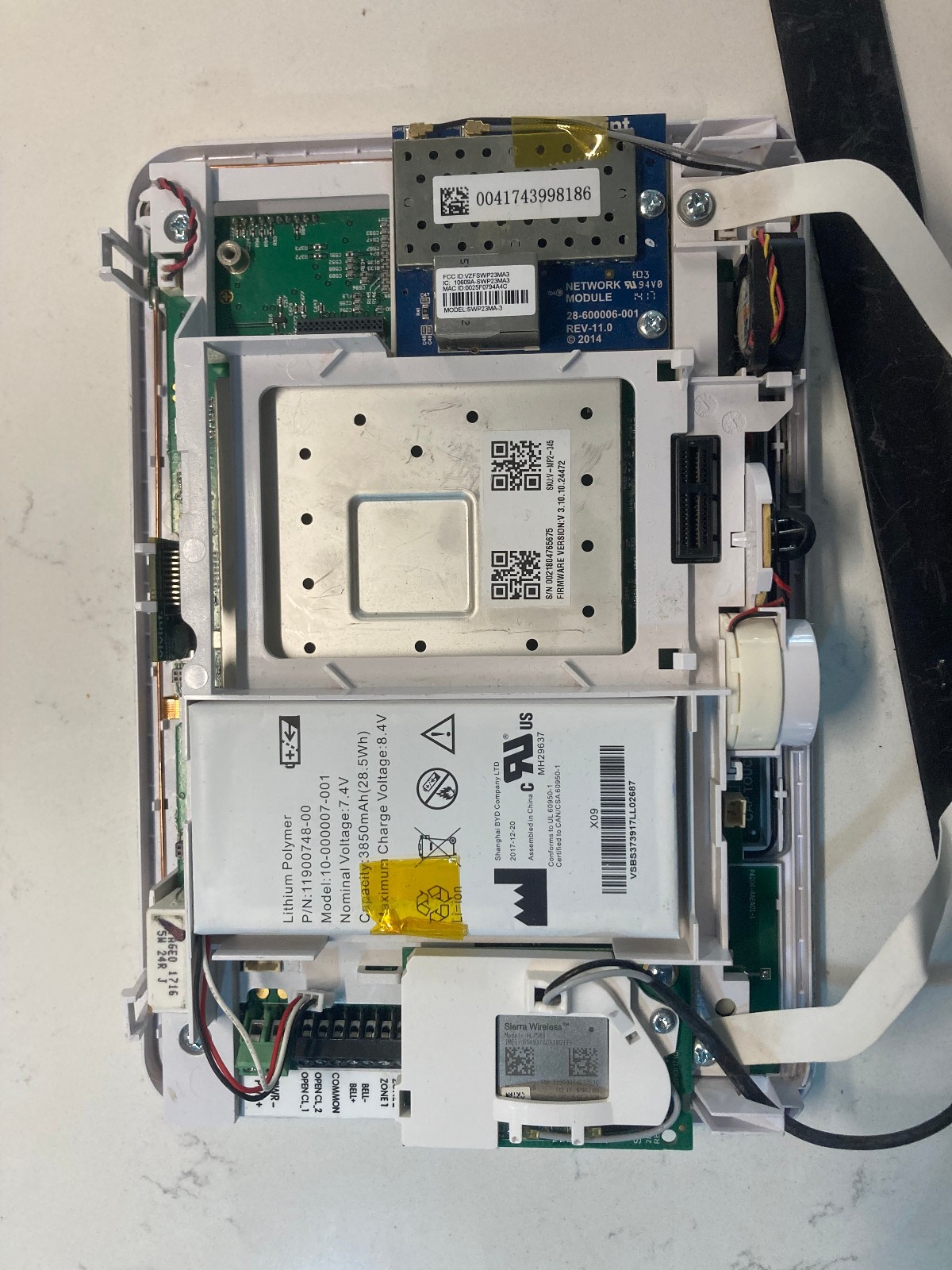 Vivint Unknown Model 2014 Master Control Panel No AC Plug, Untested Parts Only