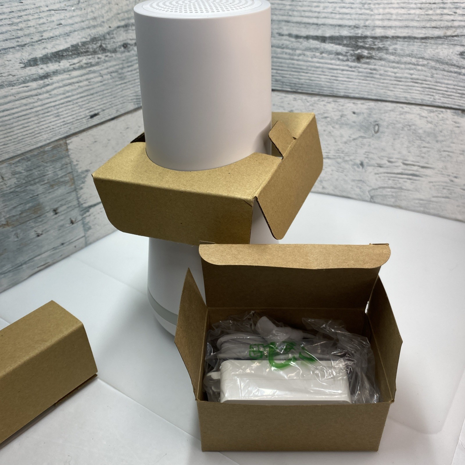 SimpliSafe Home Security Base Station GEN3 SSBS3 Brand New