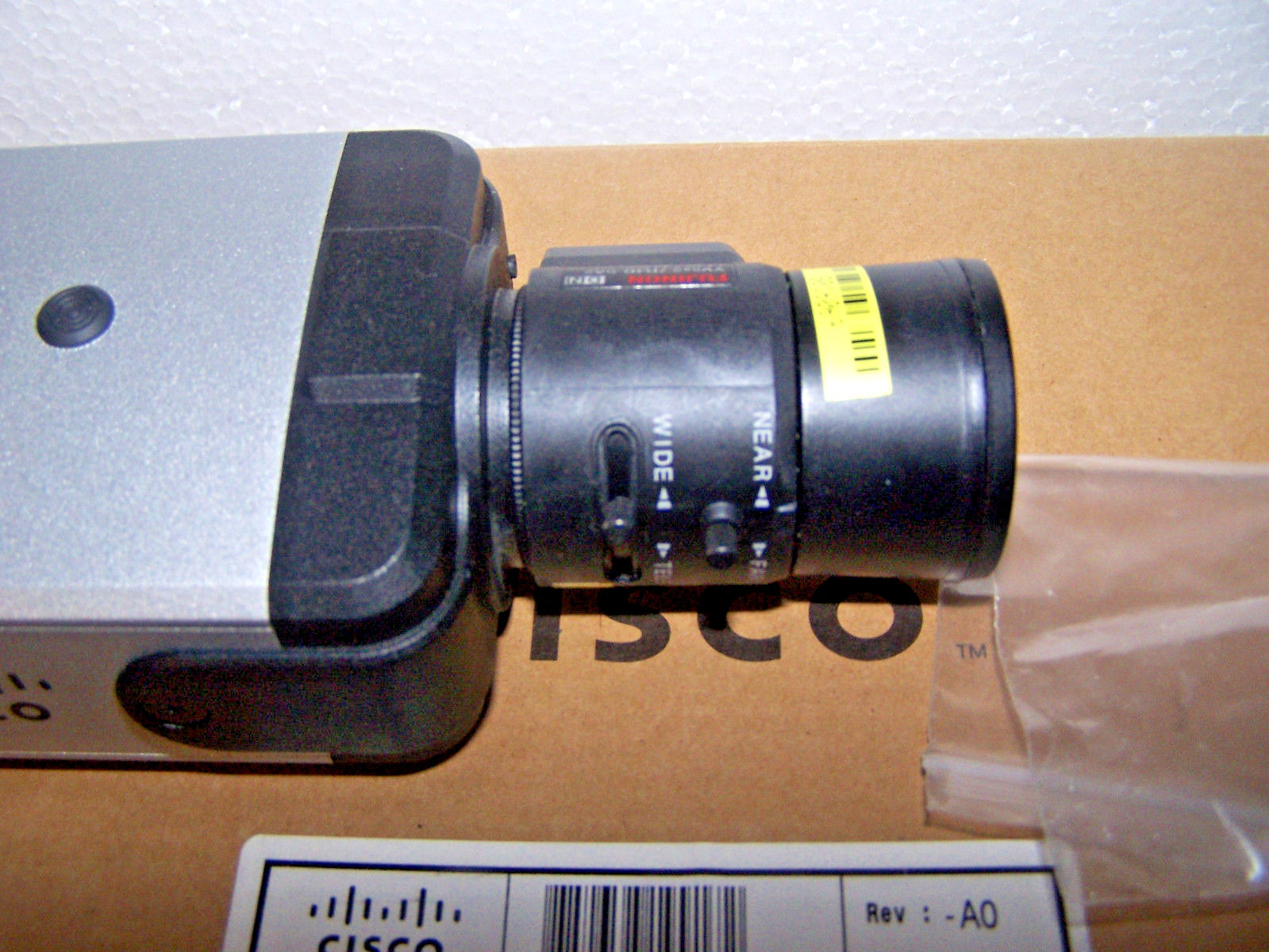 Cisco CIVS‑IPC‑2500 IP Camera 2500 Series Full Resolution Day/Night – New