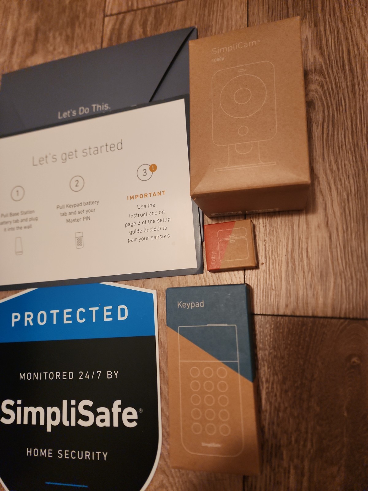 SimpliSafe Gen 3 Home Security System Bundle – Base Station Keypad Camera Sensor