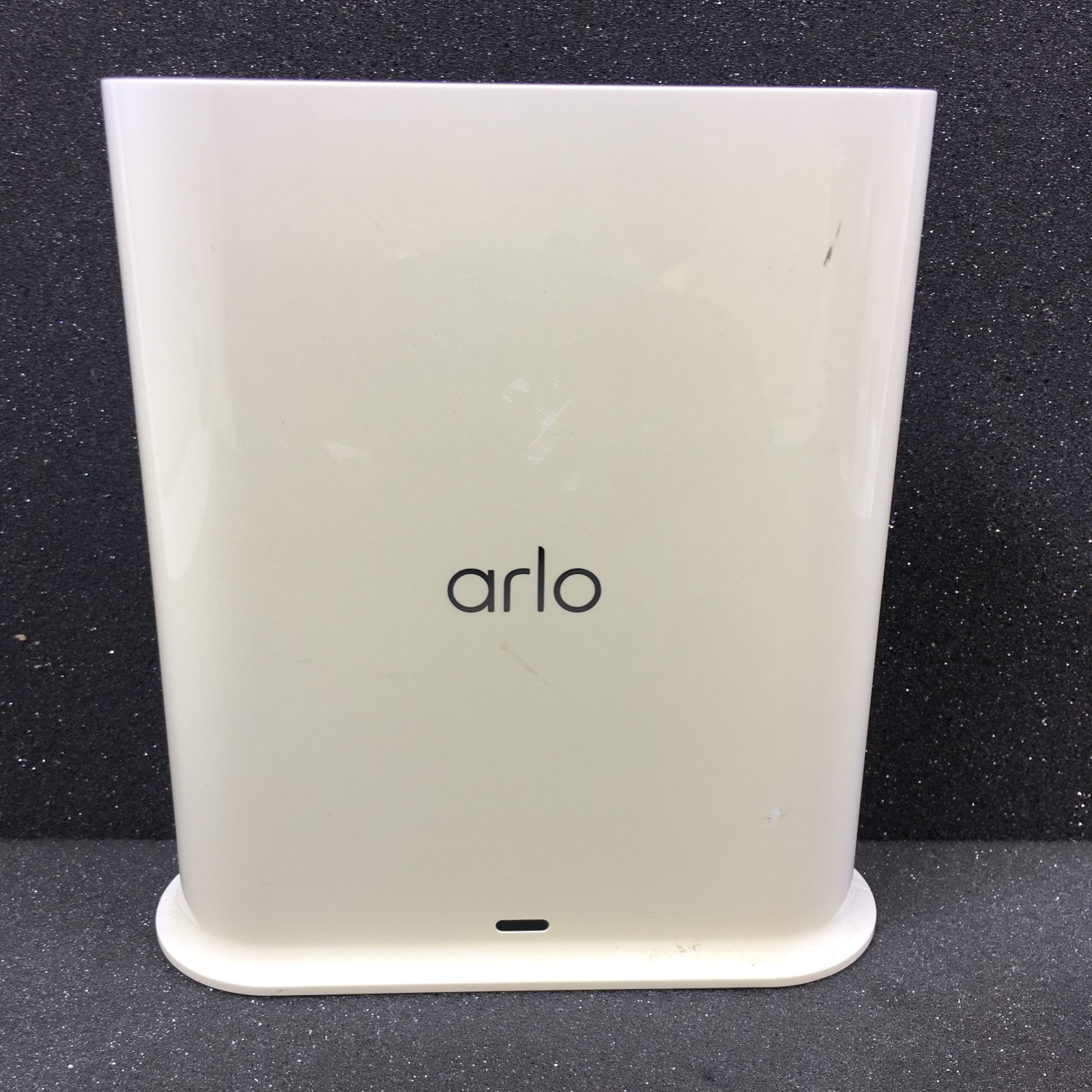 Arlo Ultra Smart Hub Base Station VMB5000 – White (Acceptable)