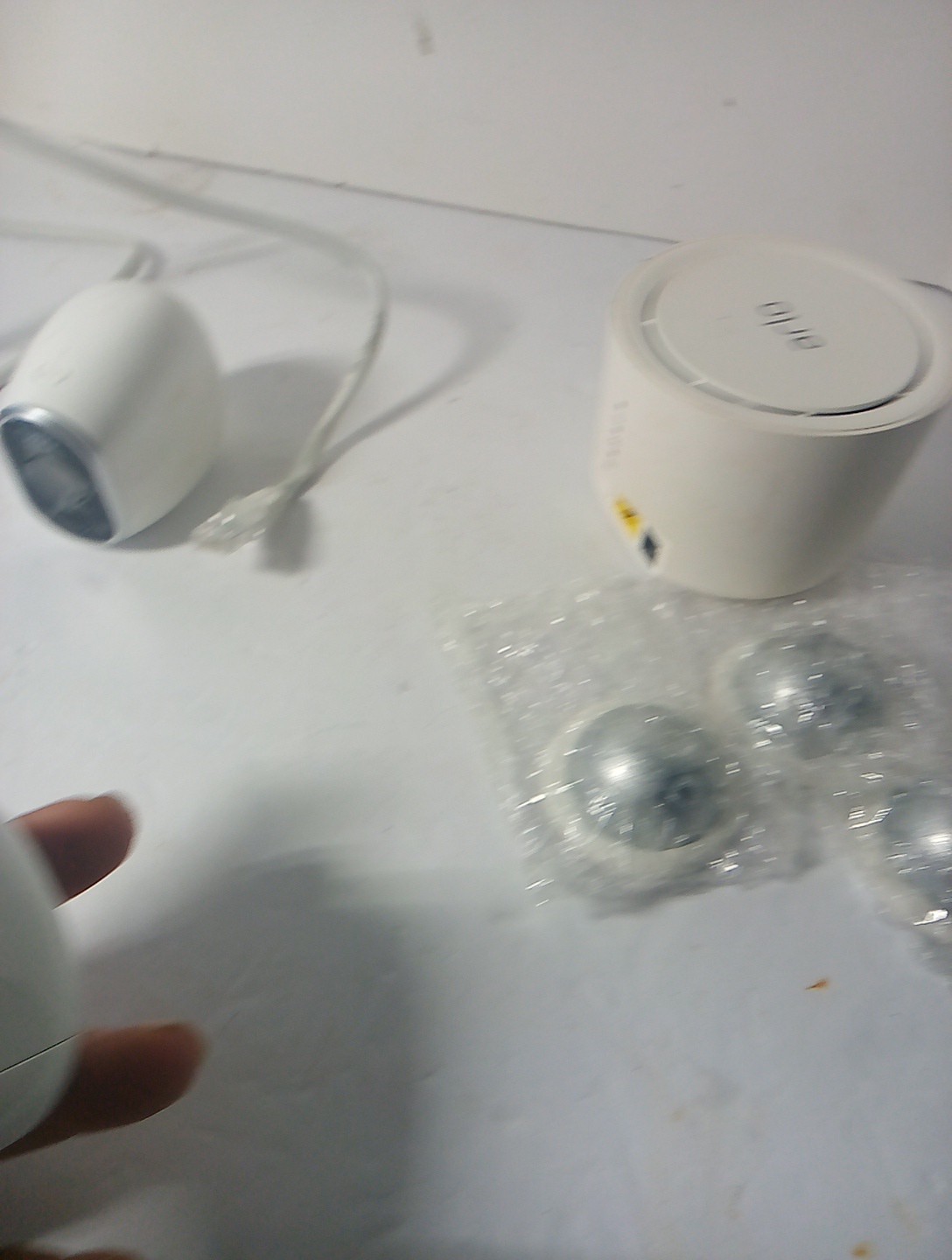 NETGEAR VMS3330-100NAS 3 HD Wireless Security Camera – White