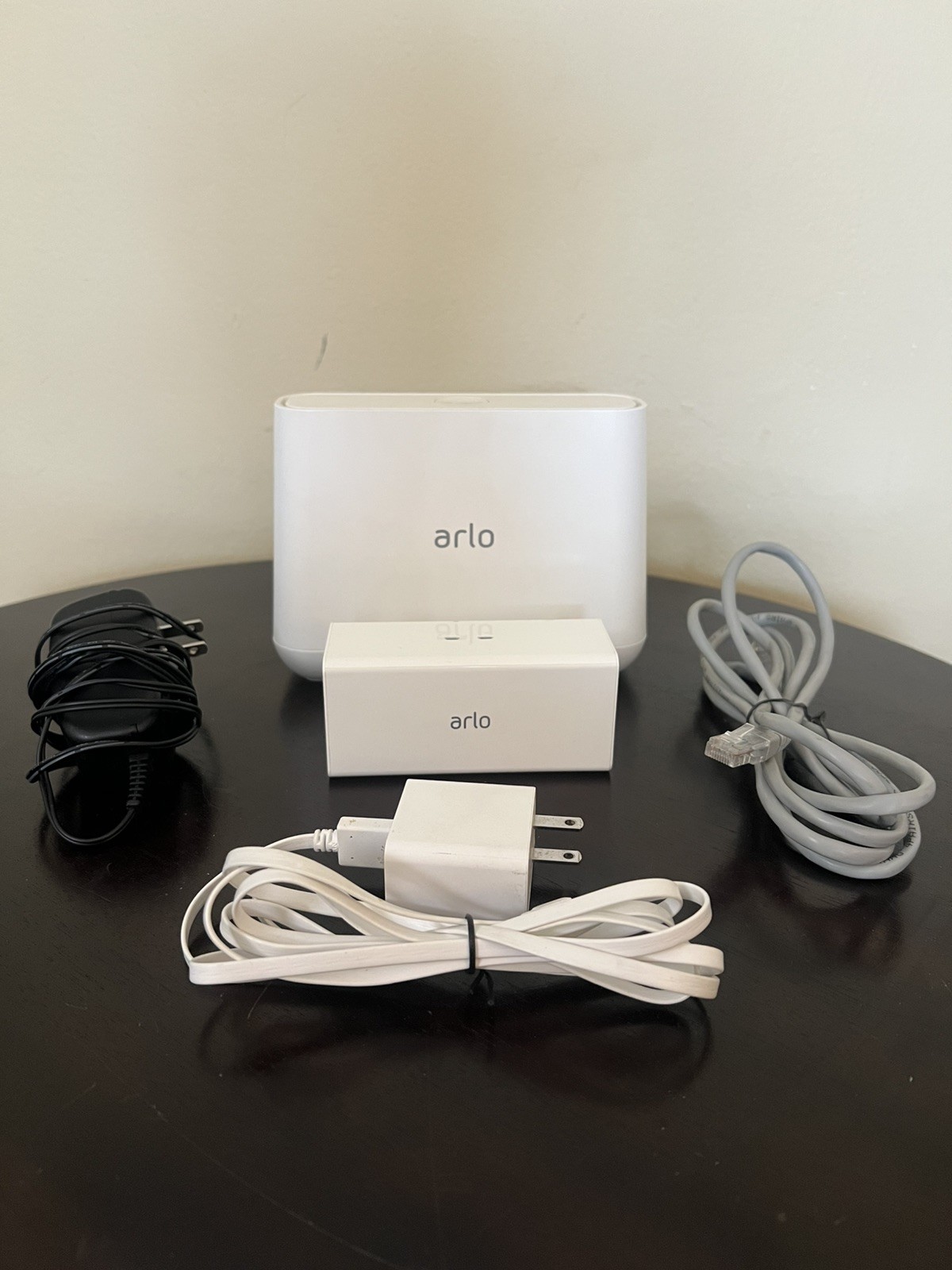 Arlo Pro 2 Arlo Pro Camera Setup 8 cameras With Arlo Hub Plus extra NO BATTERIES