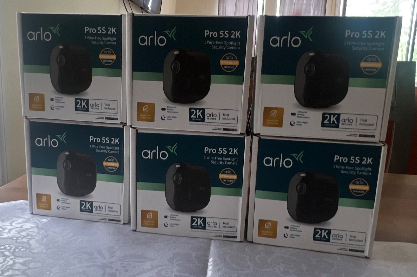 Arlo Pro 5S 2K Security Camera VMC4060B w/Mounting Bracket BLACK. New In Box