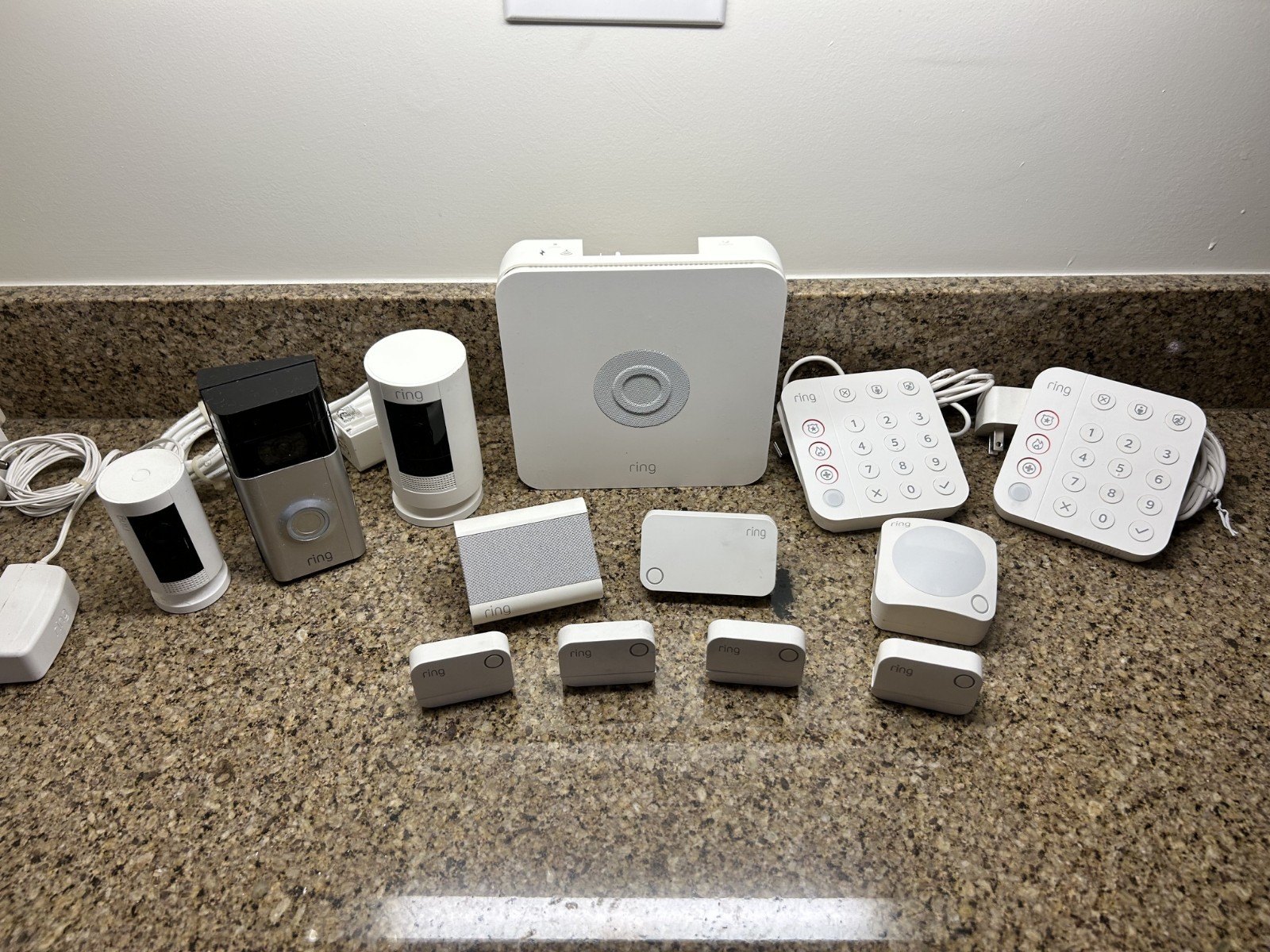 Ring Alarm 13-piece Security kit w/ 2 Cameras Contact Sensors